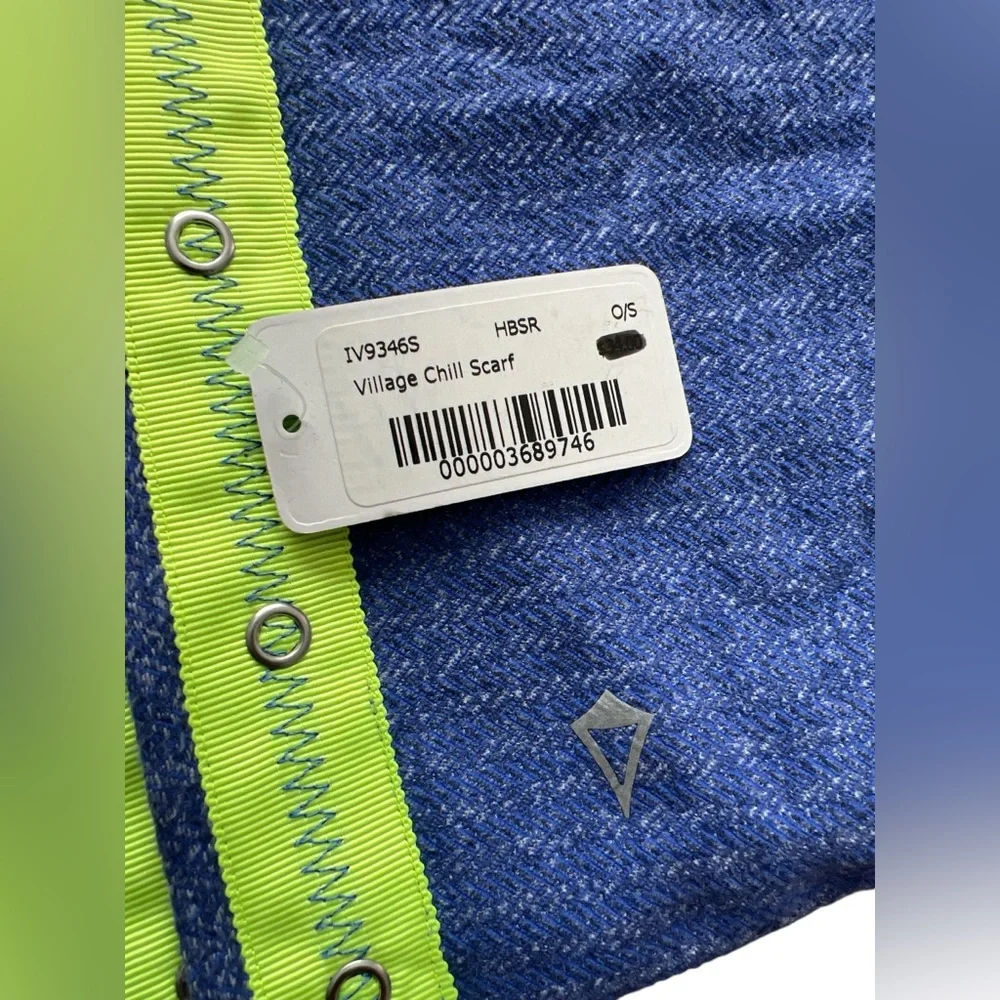 NWT Ivivva by Lululemon Village Chill Scarf OS Blue Yellow Snaps Gift Holidays